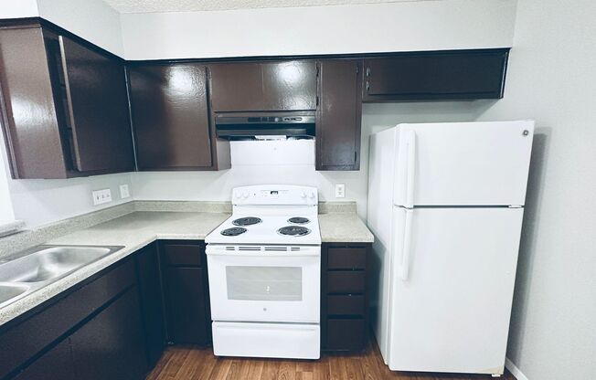 2 beds, 1 bath, 840 sqft, $1,275, Unit Unit C