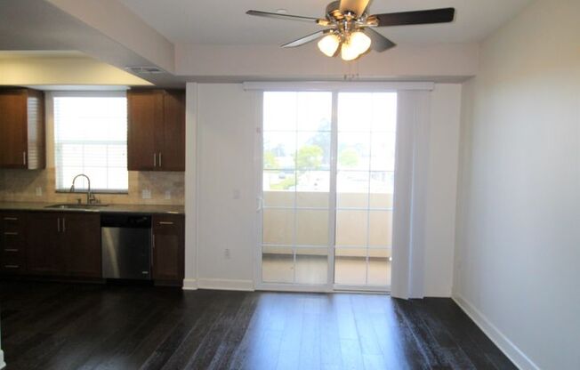 2 beds, 2.5 baths, $2,900