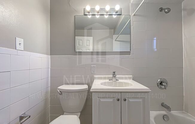 2 beds, 1 bath, 805 sqft, $975, Unit 1848-09