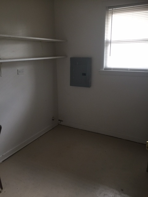 2 beds, 1 bath, 855 sqft, $1,450