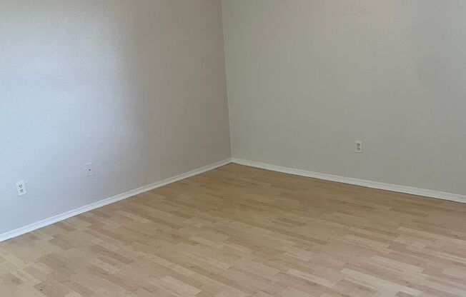 2 beds, 2 baths, 940 sqft, $1,530, Unit OCR-219