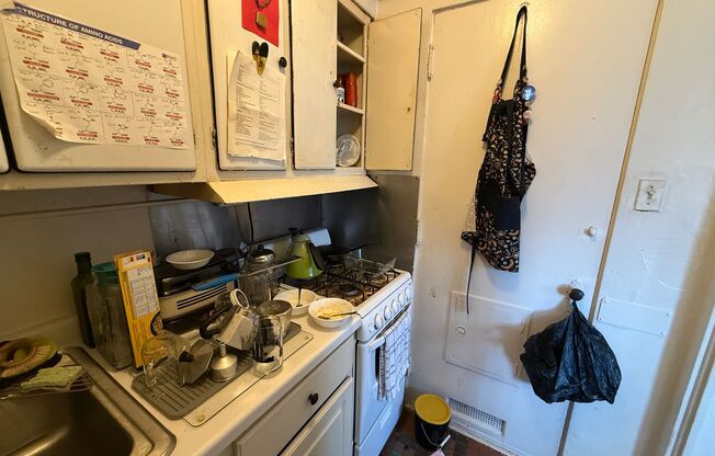 1 bed, 1 bath, $1,195, Unit 601