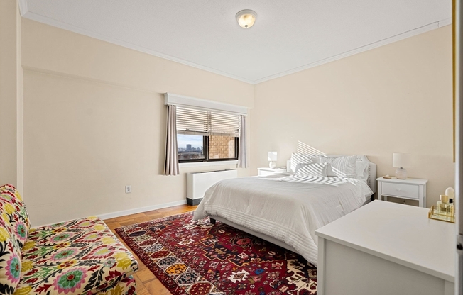 2 beds, 2 baths, 1,285 sqft, $4,900, Unit 17M