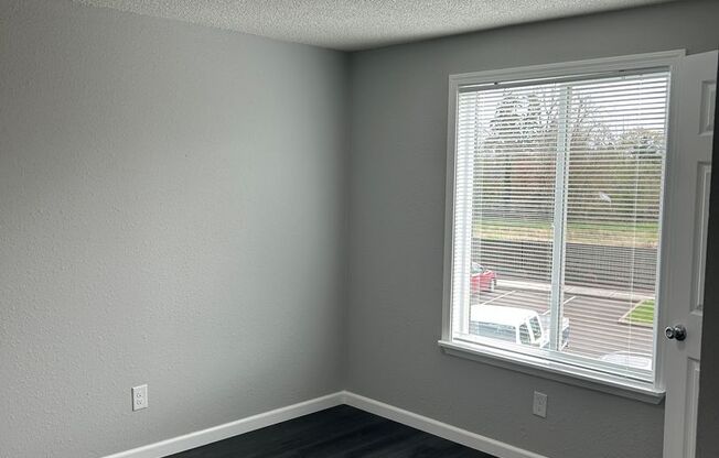 2 beds, 1 bath, 788 sqft, $1,300, Unit 1897F