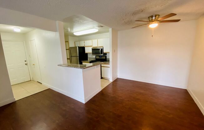 2 beds, 2 baths, 1,053 sqft, $1,550, Unit 2200 FORT APACHE #1106