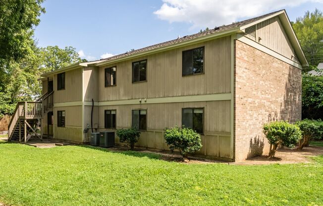 Ligon Apartments- 2900 Ligon St