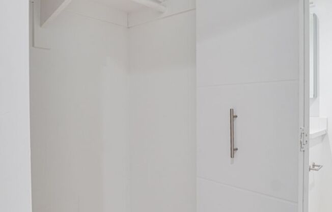 Studio, 1 bath, 473 sqft, $1,995, Unit 326