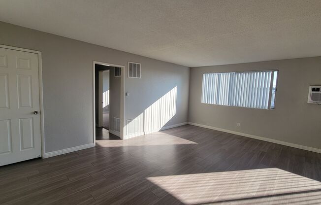 2 beds, 2 baths, 1,000 sqft, $2,610, Unit C28