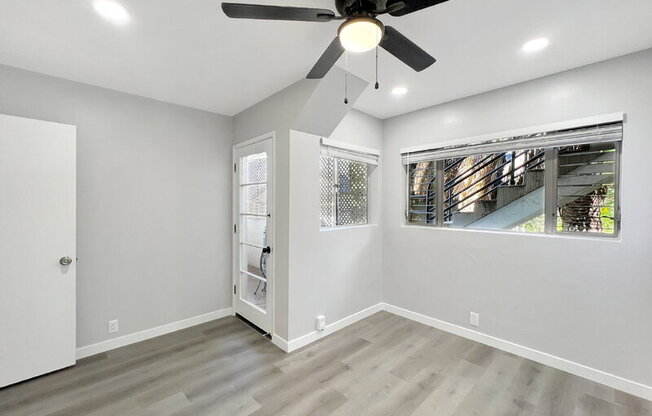8039 LEMON AVE