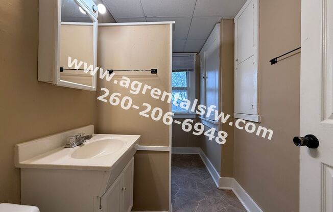 3 beds, 1 bath, $1,200