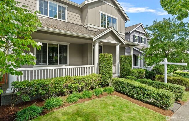 Stunning 4 Bed 2.5 Bath for Rent in Issaquah!