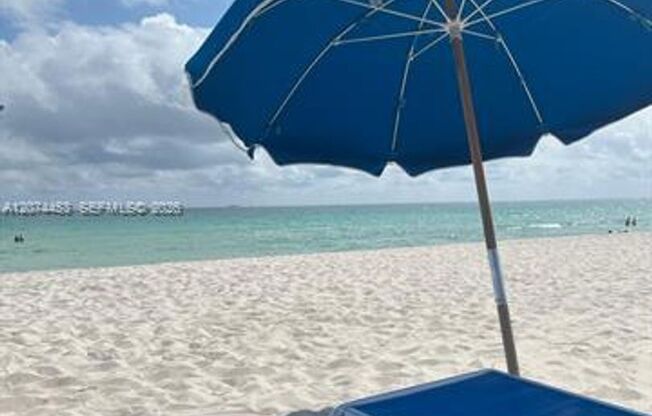 2 beds, 2 baths, $3,550, Unit # 423
