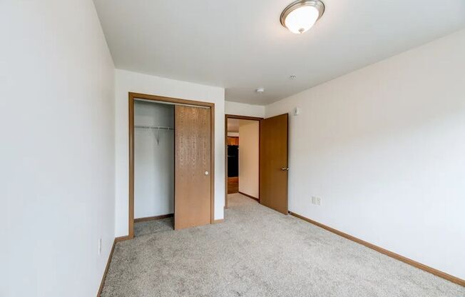 2 beds, 2 baths, 1,058 sqft, $1,475, Unit 810-113