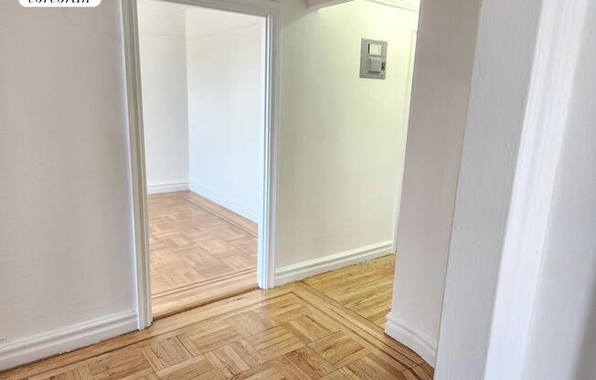 1 bed, 1 bath, $2,568, Unit 53C