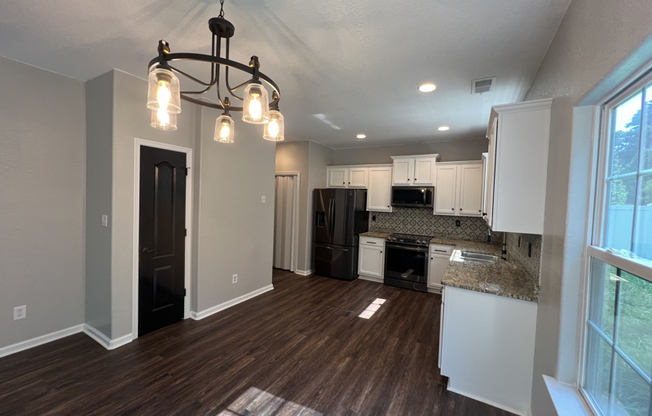 1216 MONARCH REACH