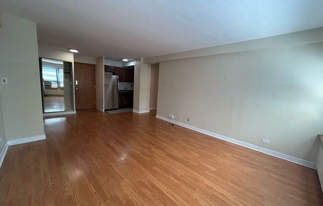1 bed, 1 bath, 700 sqft, $1,850, Unit 418-0604