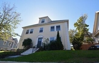 139 HARVEY L CUSHING AVE