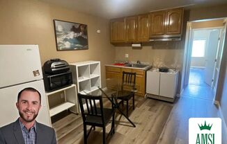 Cozy apartment unit in middle of Sunset retail corridor