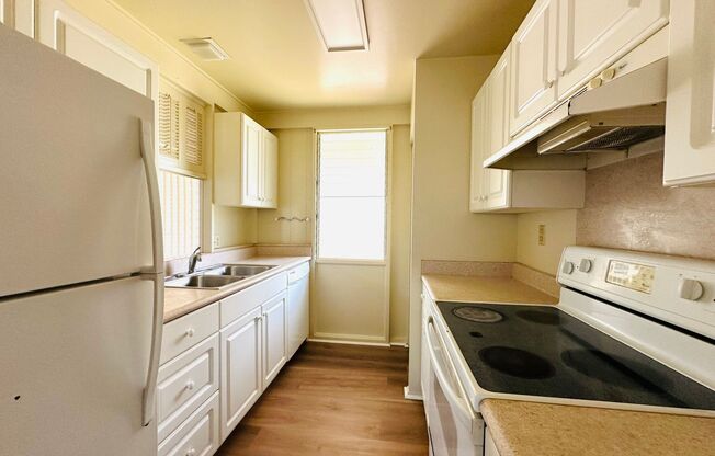 3 Bedroom, 2 Bathroom with Carport (Mililani)