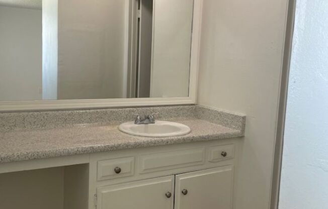 3 beds, 2.5 baths, 1,519 sqft, $3,495, Unit 108