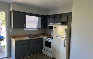 2 beds, 1 bath, $800