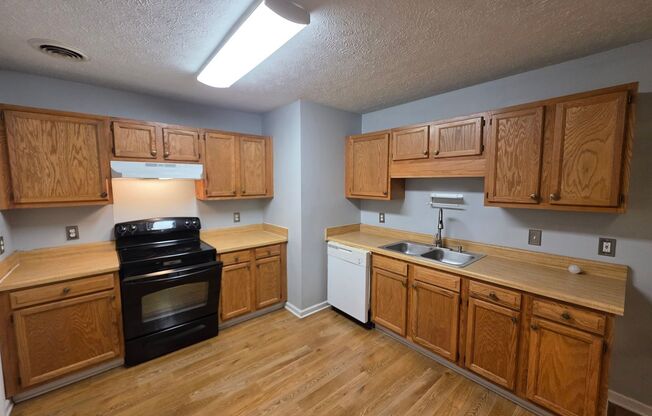 109 Stanford Circle Apt 10-A