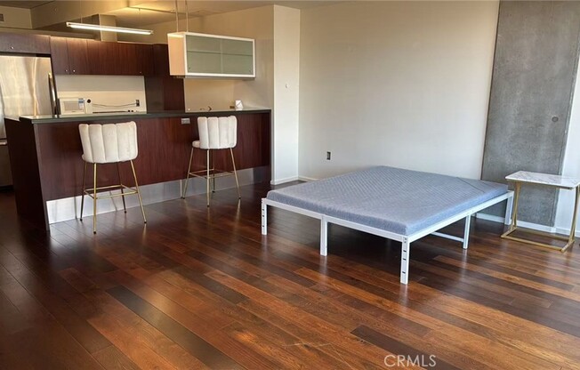 1 bed, 1 bath, 920 sqft, $2,900, Unit 709