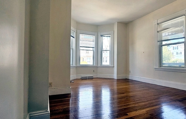 121 CHESTNUT