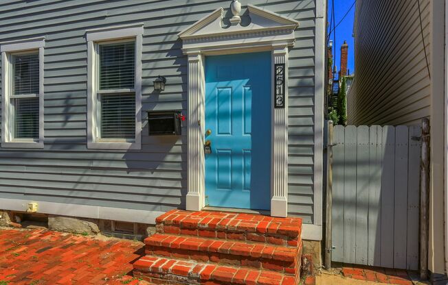 Modern 2-Bedroom, 3-Bath Home with Elegant Finishes in the Heart of Pittsburgh