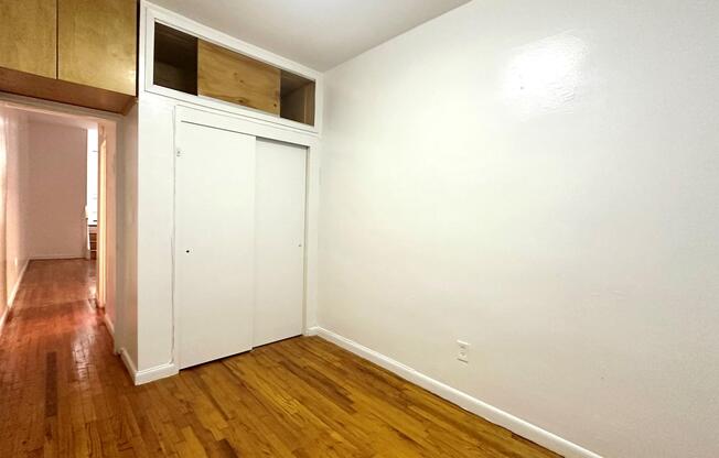 1 bed, 1 bath, $3,000, Unit 1A