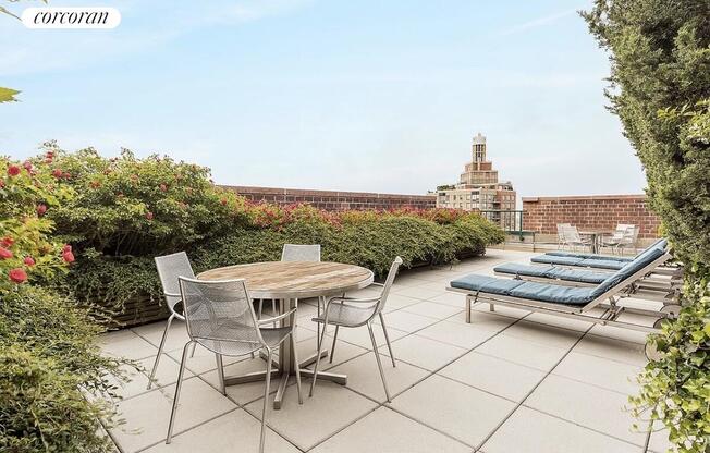 1 bed, 1 bath, 687 sqft, $5,250, Unit 7L