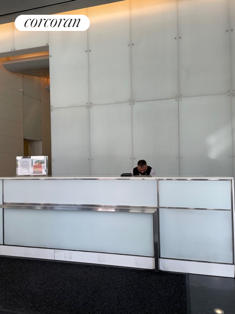 1 bed, 1.5 baths, 951 sqft, $5,500, Unit 1104