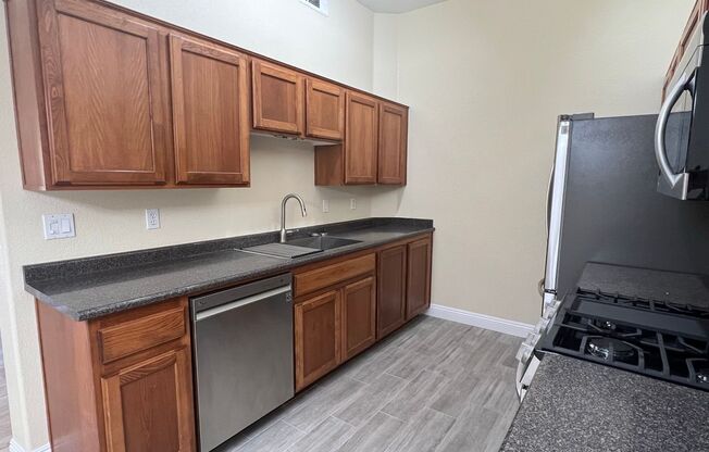 Gorgeous 3 Bedroom, 2 Bath in Silverado Ranch