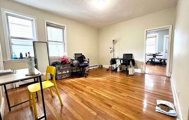 2 WYMAN PL