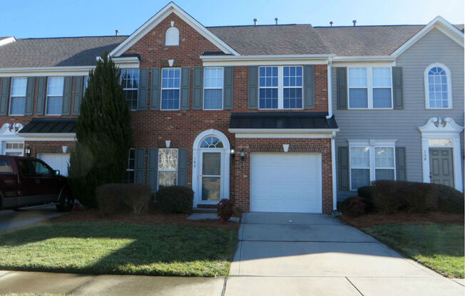 Beautiful Townhome in Lake Wylie's Autumn Cove!