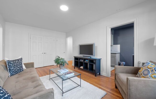 1 bed, 1 bath, 650 sqft, $1,395, Unit 202