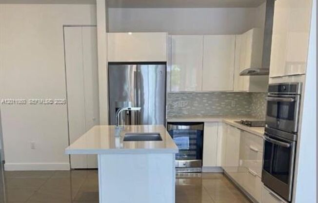 10245 NW 63rd Ter # 103, Doral, FL 33178