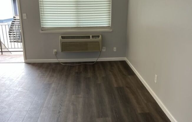 8309 Santa Fe Springs Rd.