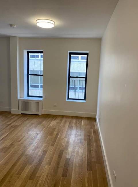 1 bed, 1 bath, 470 sqft, $2,693, Unit 21