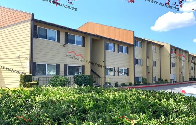 r45a Laurel Court Apts.