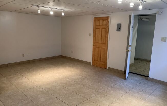 Studio, 1 bath, $1,125, Unit 112B