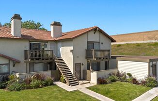 8651 Gloria 4-Plex