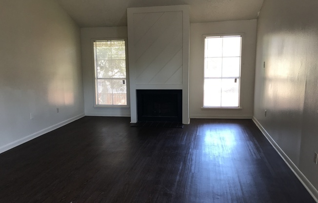 3 beds, 2 baths, 1,350 sqft, $1,175, Unit 8825-4