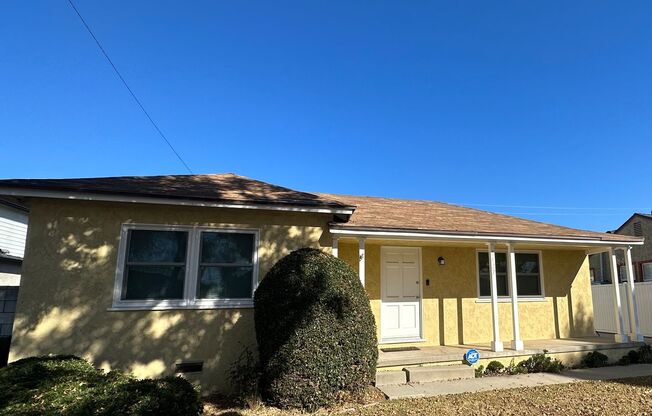 Beautifully remodeled 2-bedroom, 1-bathroom house in Long Beach!