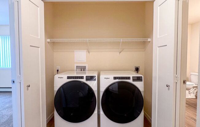 2 beds, 2 baths, 1,295 sqft, $1,860