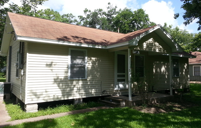 2110 N GALVESTON AVE