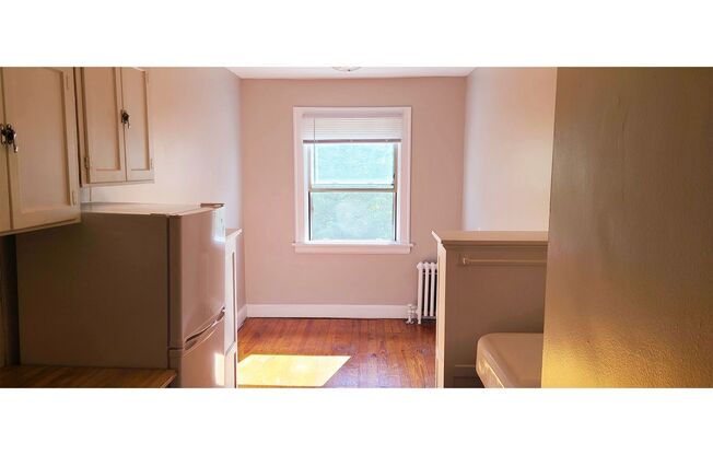1 bed, 1 bath, 545 sqft, $895, Unit 451-210