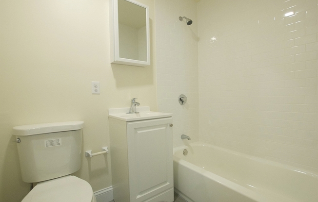 1 bed, 1 bath, 350 sqft, $2,200, Unit 3