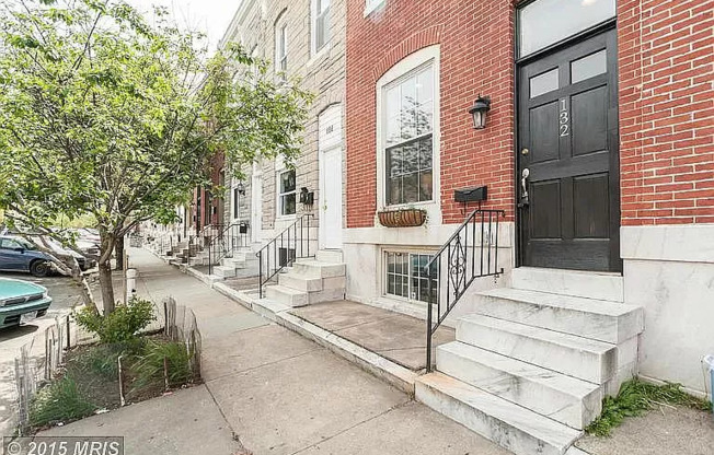132 N LUZERNE AVE