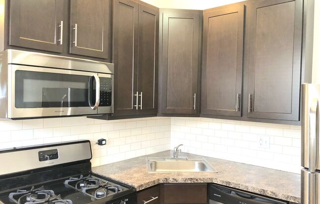 4450 Sheridan Park Apartments